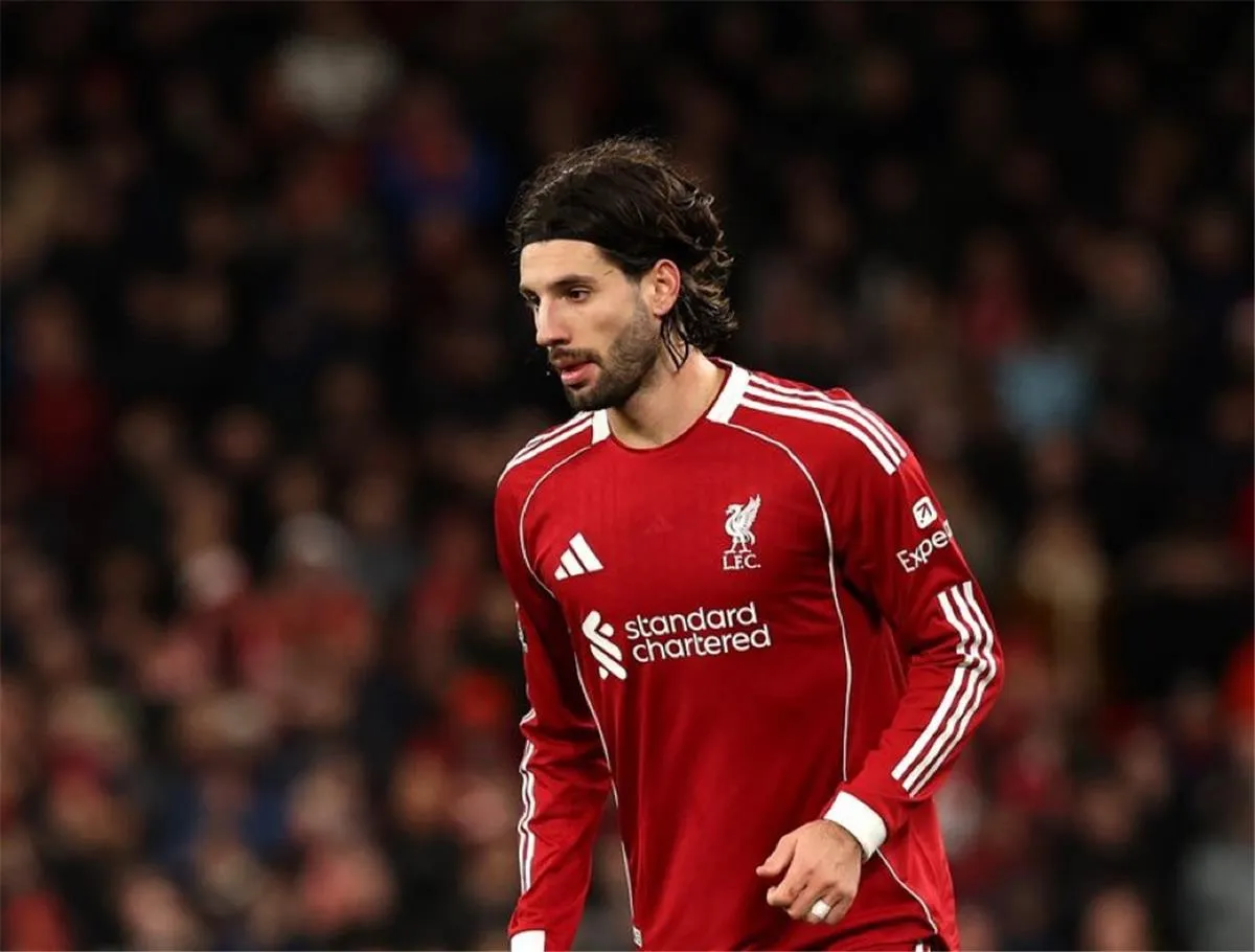 نجم ليفربول "سوبوسلاي" يوجه رسالة قوية للجماهير: ابقوا معنا في الأوقات الصعبة