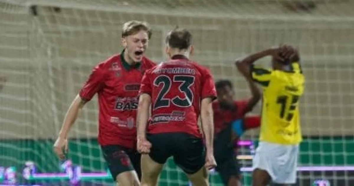 مفاجأة مدوية: الخلود يطيح بالاتحاد ويضرب موعداً مع الهلال في نهائي كأس الملك