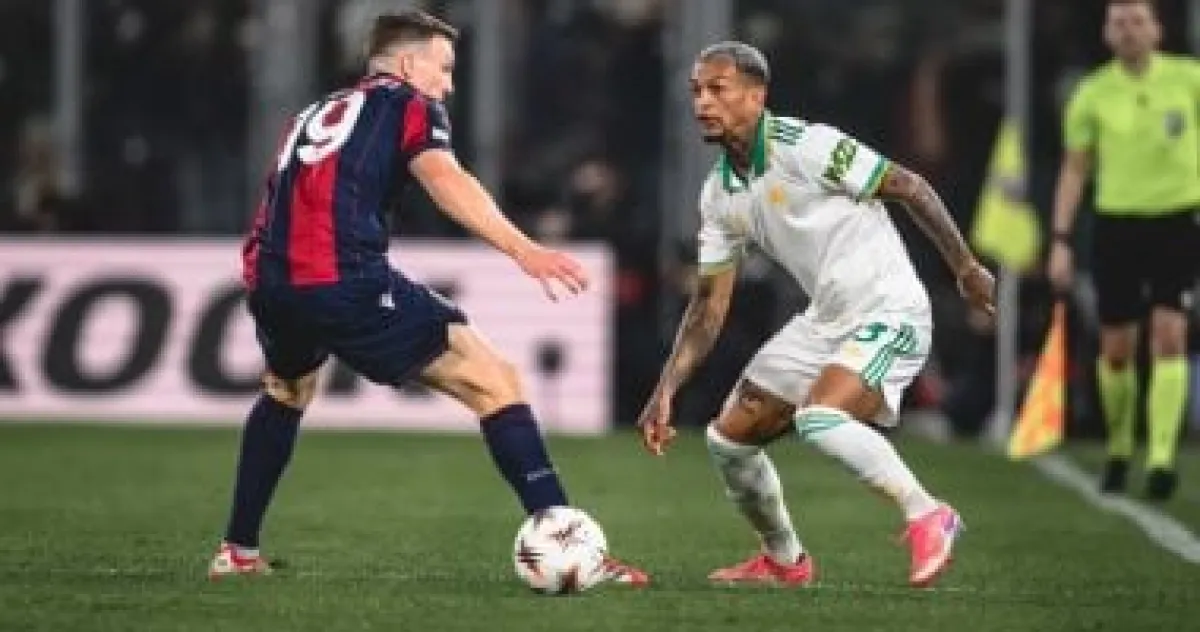 قمة إيطالية نارية: روما وبولونيا في صراع حاسم للتأهل لربع نهائي الدوري الأوروبي