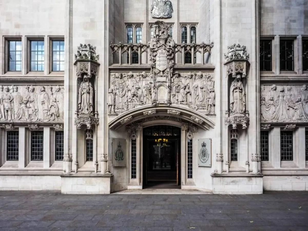 القضاء البريطاني يدين رئيس تنفيذي سابق لشركة طيران بعرقلة استثمار صيني