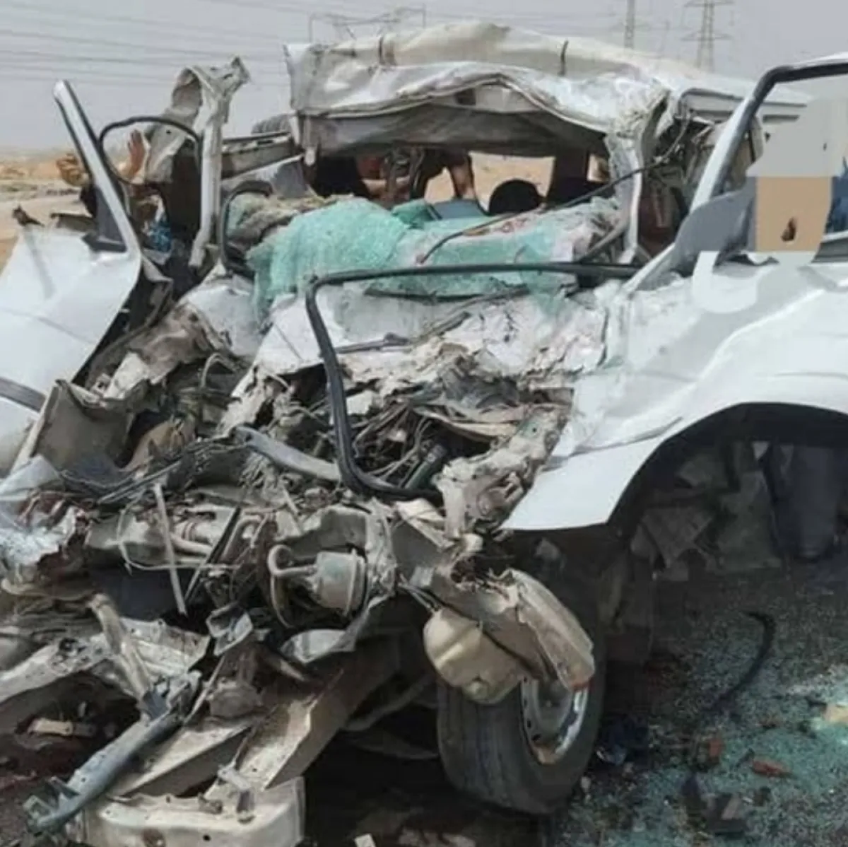 وفاة خمسة من أسرة واحدة في حادث مروع على طريق إب–صنعاء