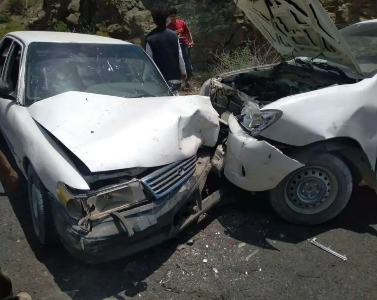 6 قتلى و13 مصاباً بحادث سير مروع في الحديدة