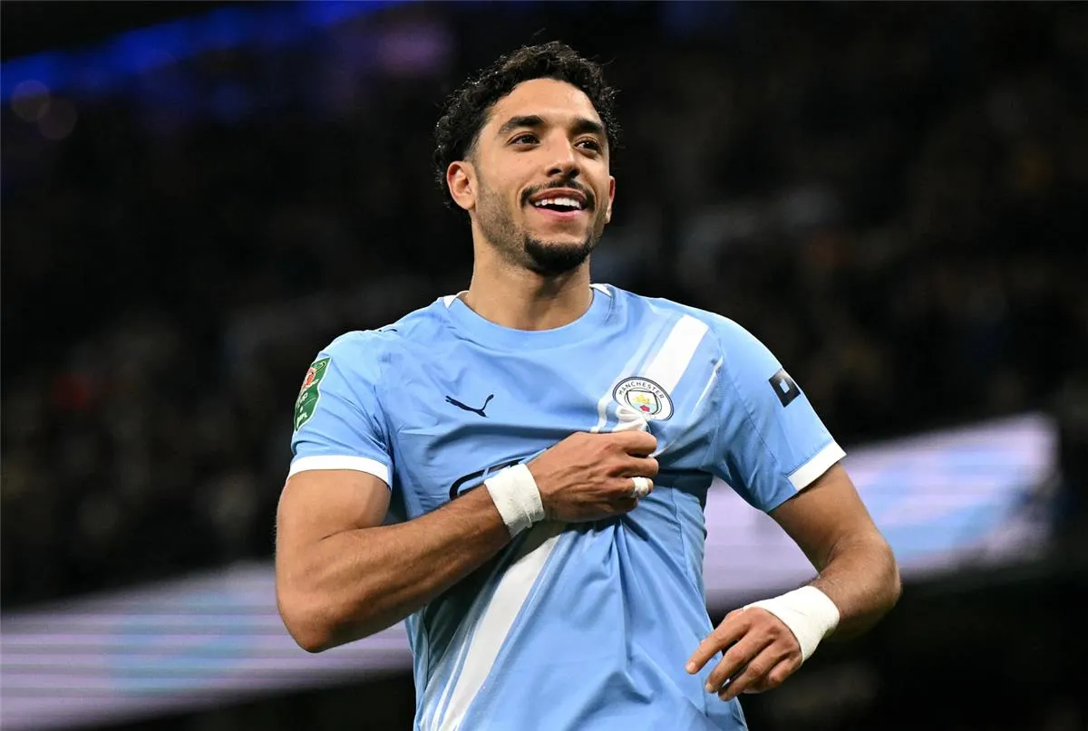 عمر مرموش على رادار برشلونة.. هل يكون الخطة البديلة لتعزيز هجوم البلوغرانا؟