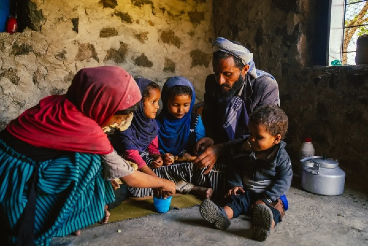 لجنة الإنقاذ الدولية تحذر: أزمة الجوع في اليمن تتفاقم وسط نقص حاد بالتمويل