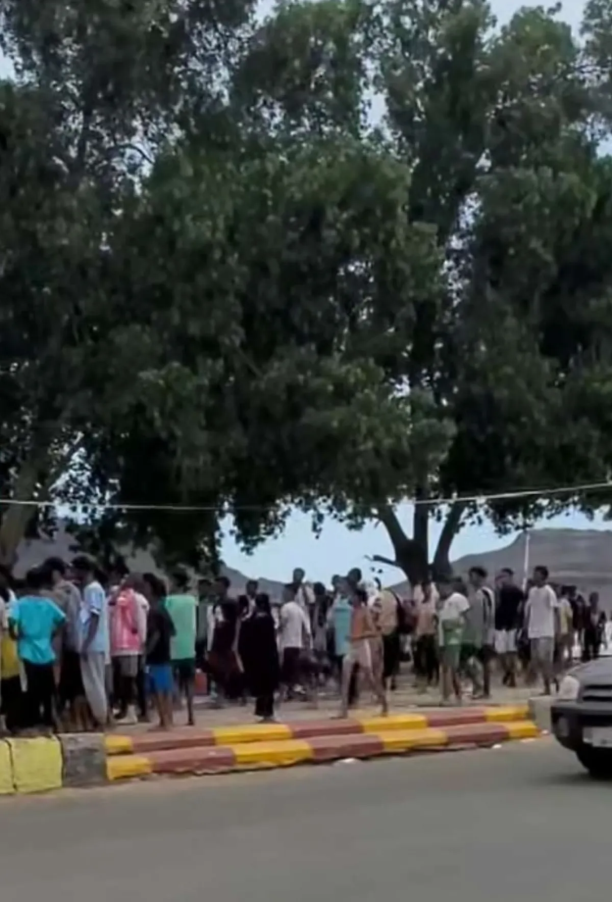 اشتباكات عنيفة بين أفراد من الجالية الصومالية في عدن تسفر عن إصابات