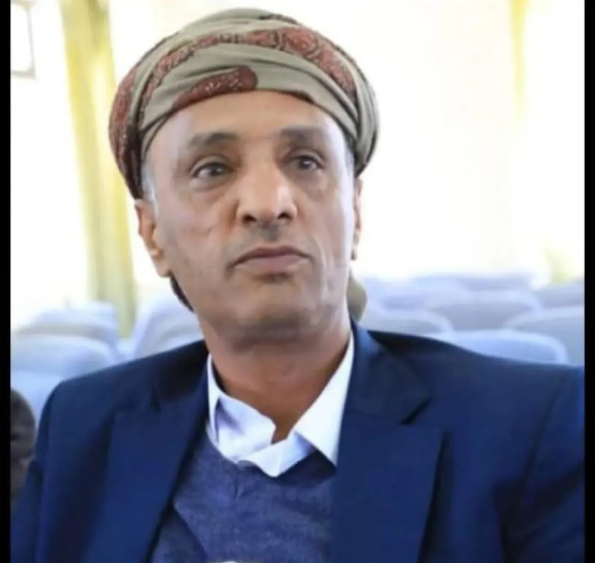 مليشيا الحوثي تفصل موظفًا من عمله بسبب "إعجاب" على فيسبوك