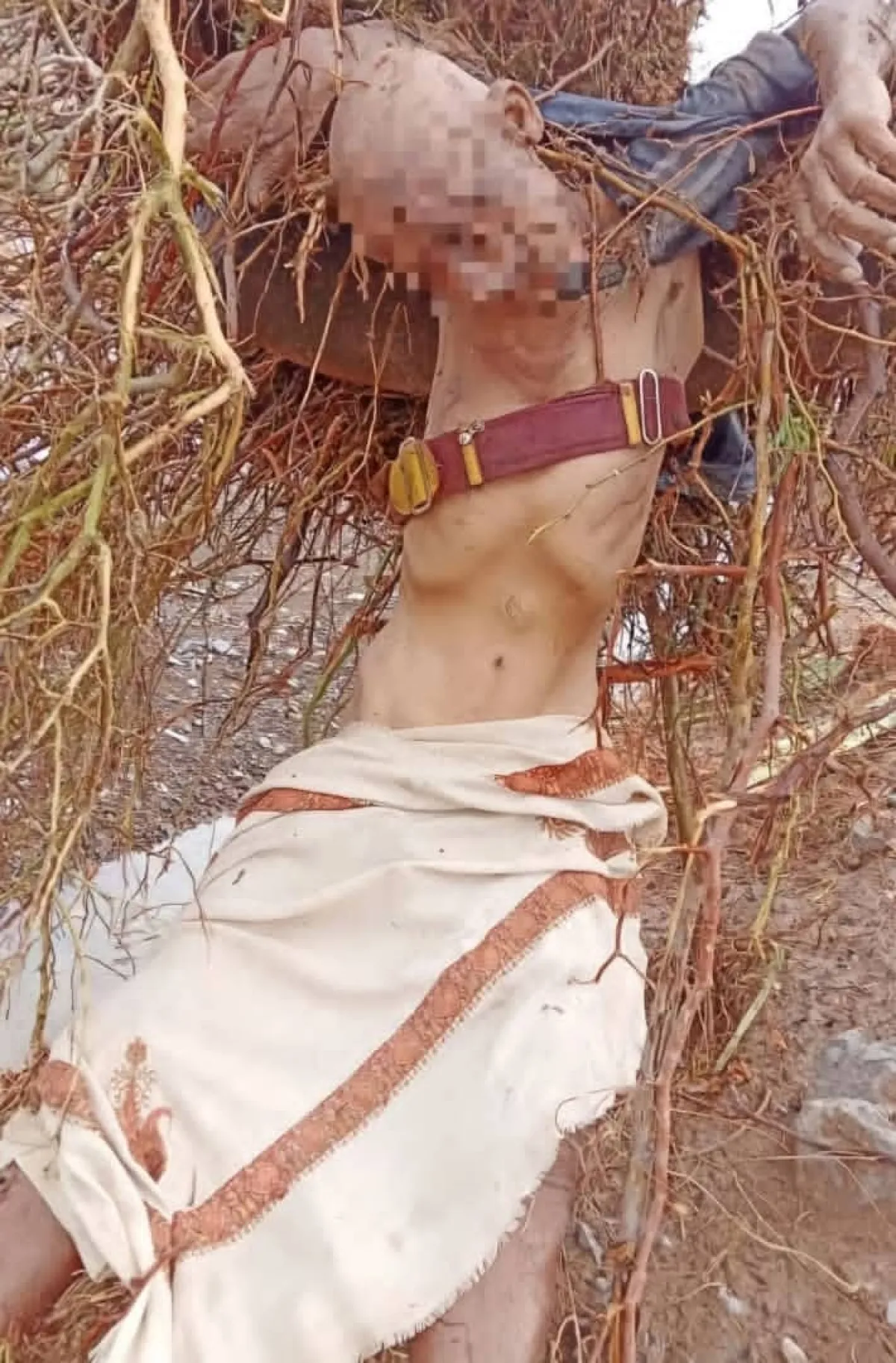 انتشال جثمان مسن جرفته سيول الأمطار في وادي الأثبوت بالبرح