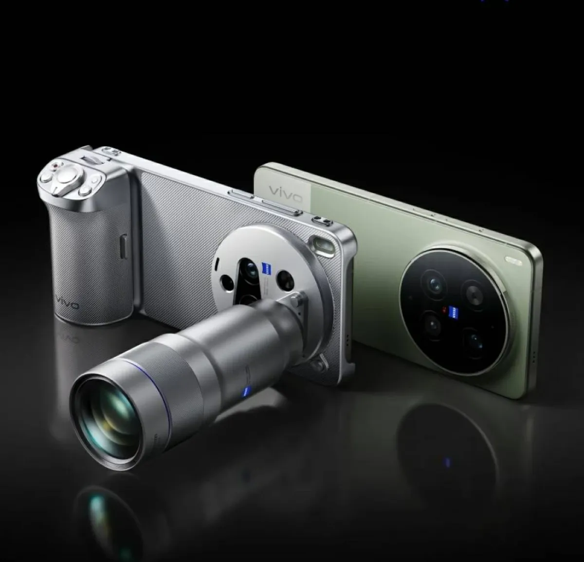 فيفو تطلق Vivo X300 Ultra في الصين: نظام كاميرات متطور بالتعاون مع زايس
