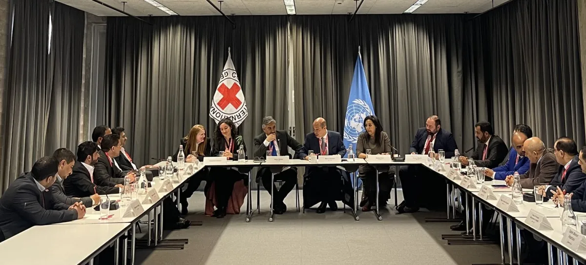 تعنّت الحوثيين يعرقل انفراجة ملف الأسرى.. مراوغات مستمرة رغم التقدم في مشاورات عمّان