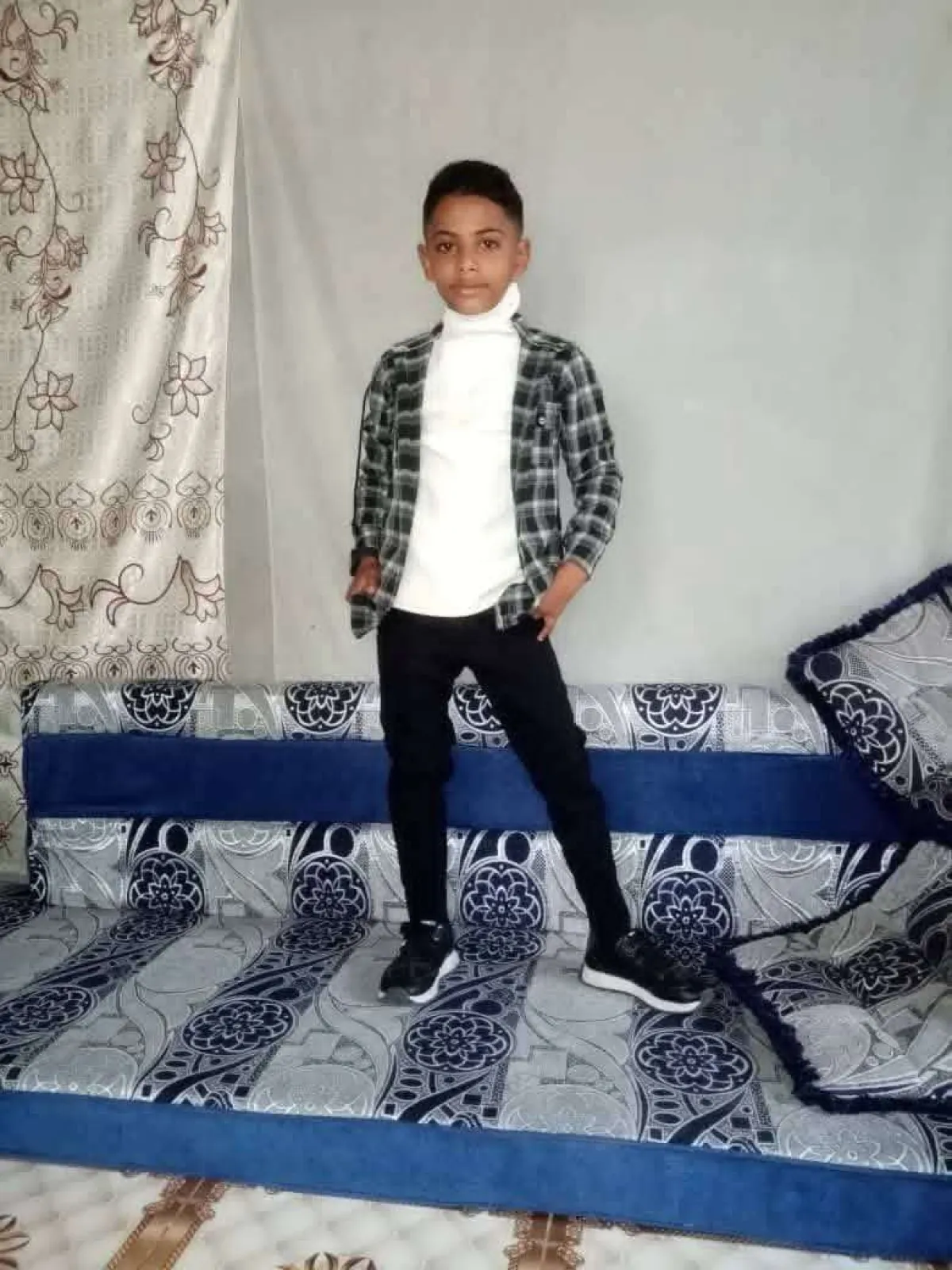 اختفاء طفل في حي السواني بمدينة تعز يثير قلق أسرته ومناشدات للبحث عنه