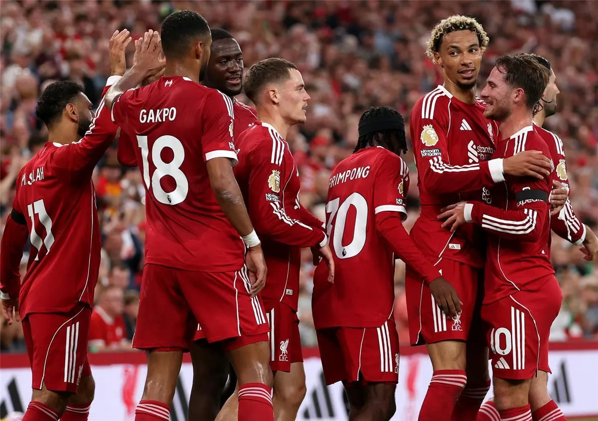 ليفربول يخطط لبيع 4 لاعبين والتعاقد مع 6 نجوم جدد