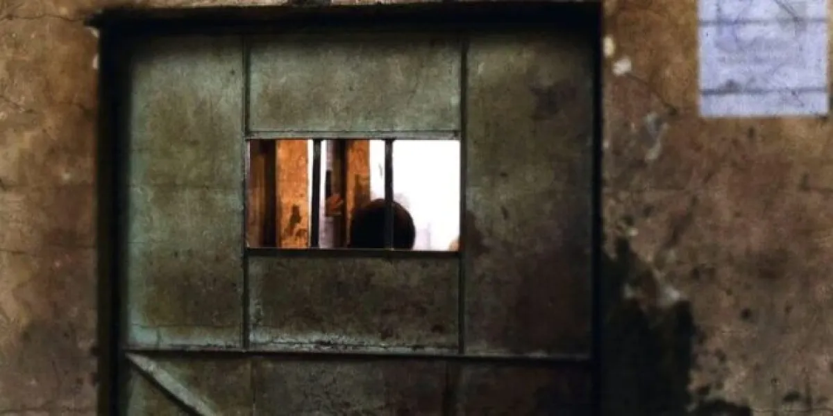 وفاة غامضة بعد انتهاء الحكم.. سجون مليشيا الحوثي تحت مجهر الاتهام مجددًا