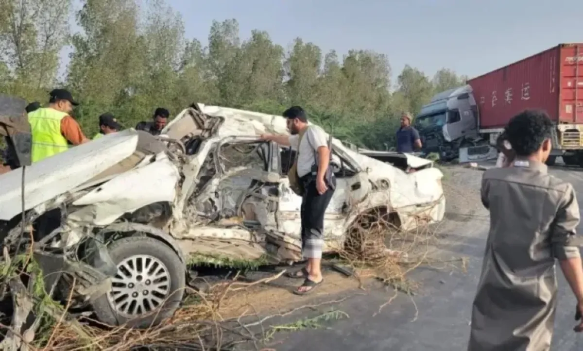 الحديدة.. فوضى الطرق في ظل سيطرة الحوثيين تودي بحياة زوجين على طريق الضحي