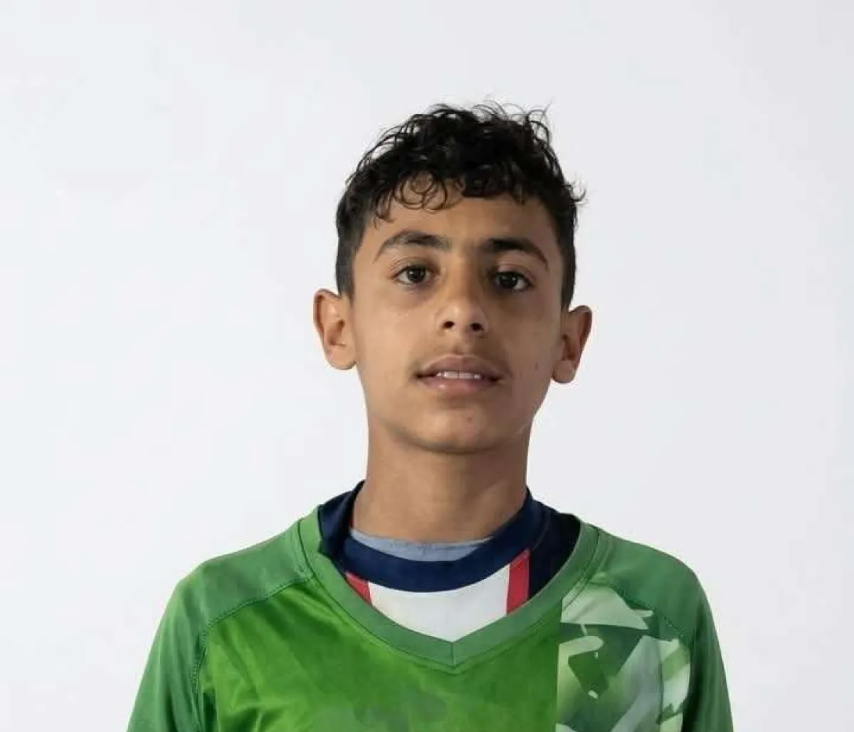 مليشيا الحوثي تغرق المجتمع في الفوضى… مقتل شاب في إب يكشف تصاعد العنف وانفلات السلاح