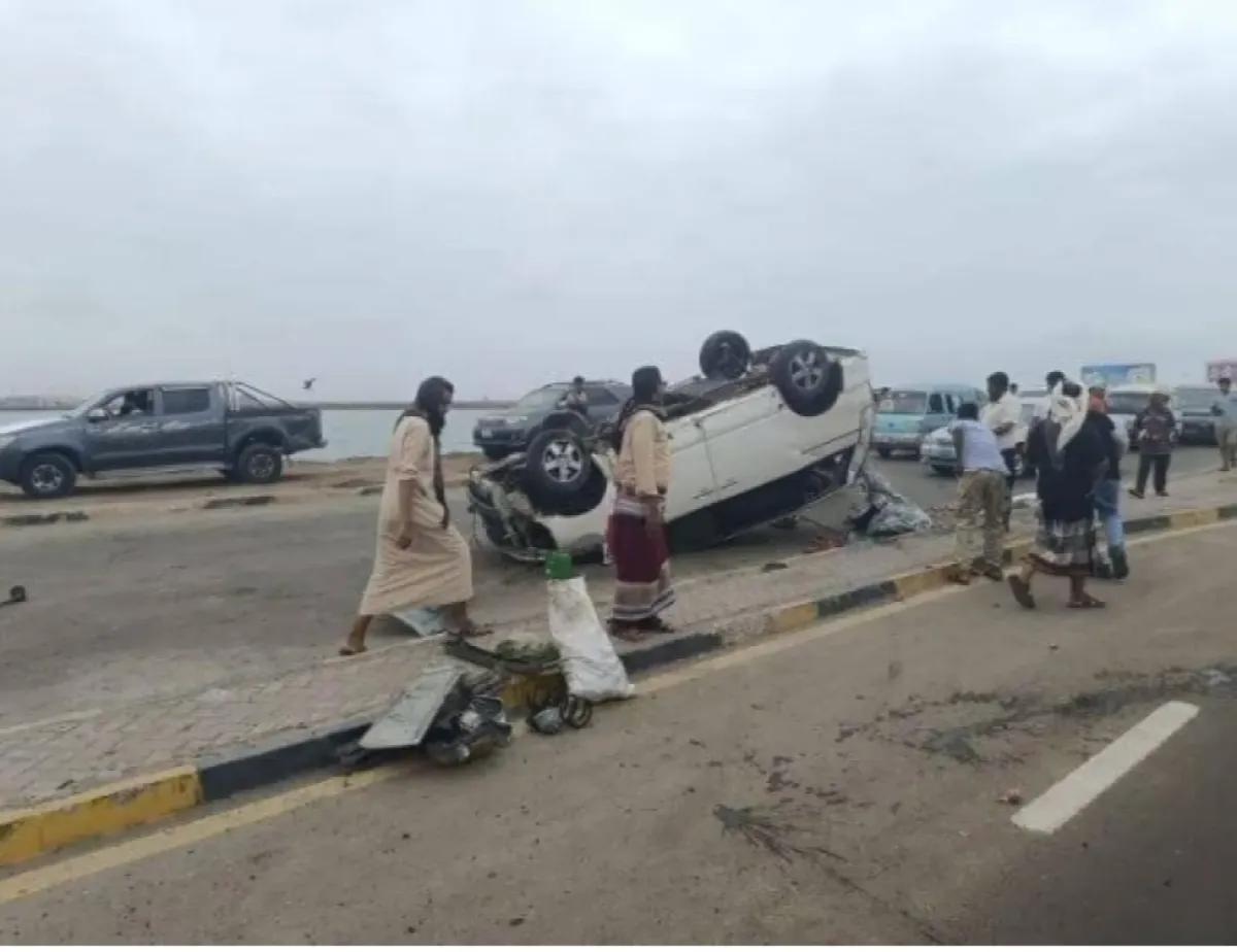 3 وفيات و19 إصابة في حوادث مرورية بالمحافظات المحررة خلال 24 ساعة