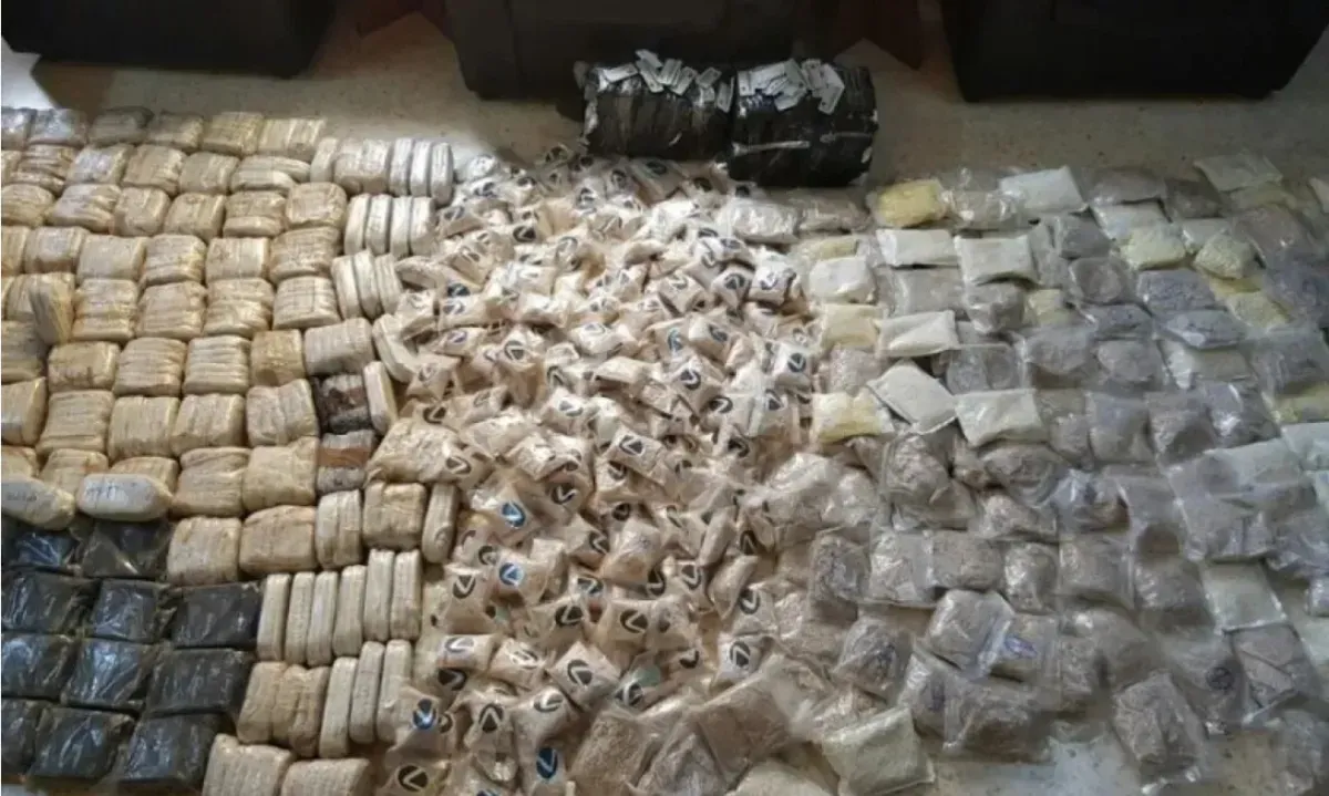 باحث يمني: الحوثيون يعتمدون على خبرات إيرانية وحزب الله في تصنيع وتهريب المخدرات