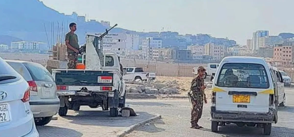 .عدن.. إزالة نقاط المجلس الانتقالي في جولدمور ونفق القلوعة