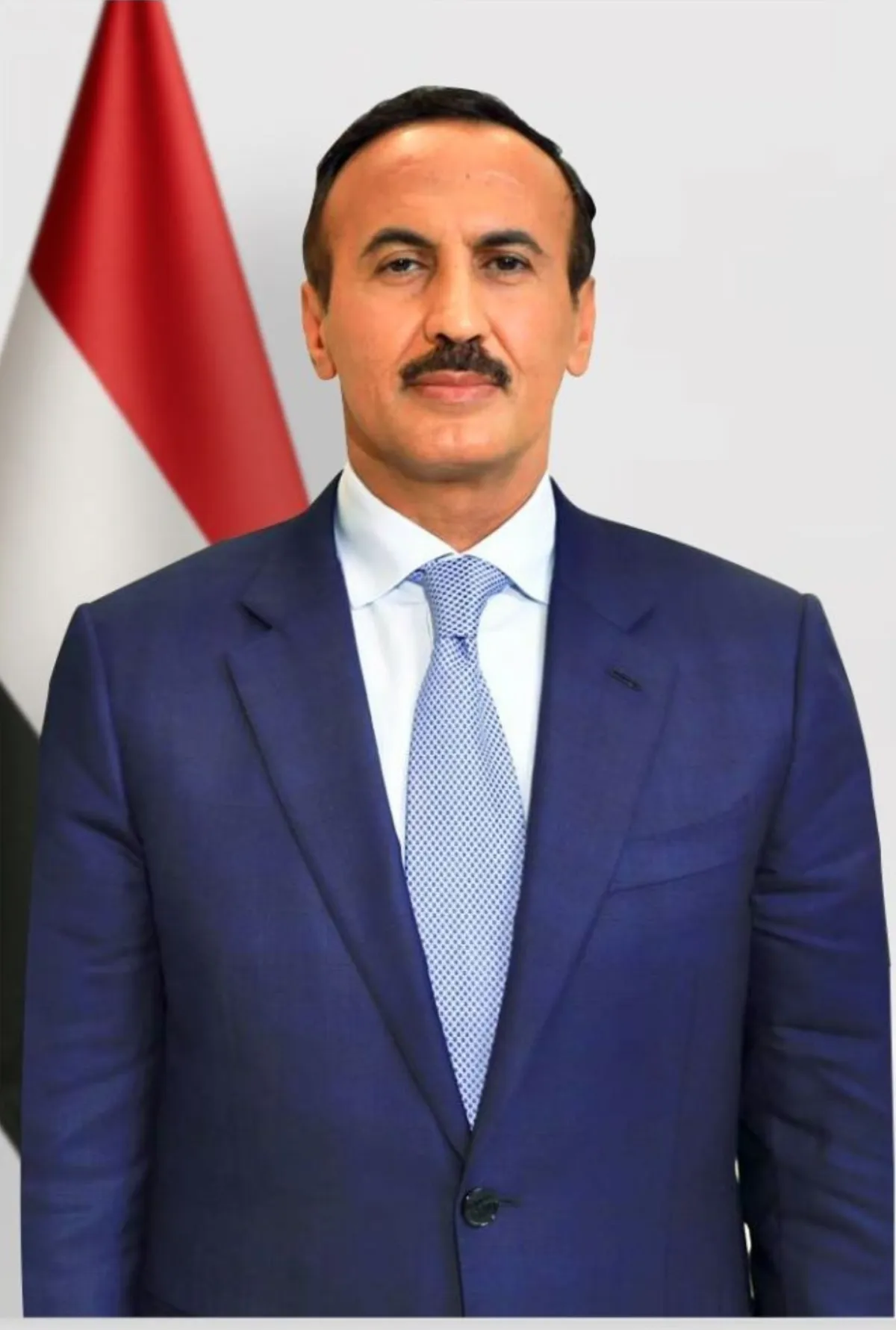 أحمد علي عبدالله صالح يُعزّي في وفاة الشيخ الحكم/ صالح بن علي النهدي