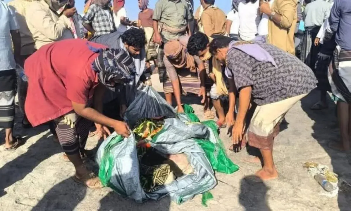 أبين.. العثور على جثماني صيادين بعد أيام من فقدانهما في البحر