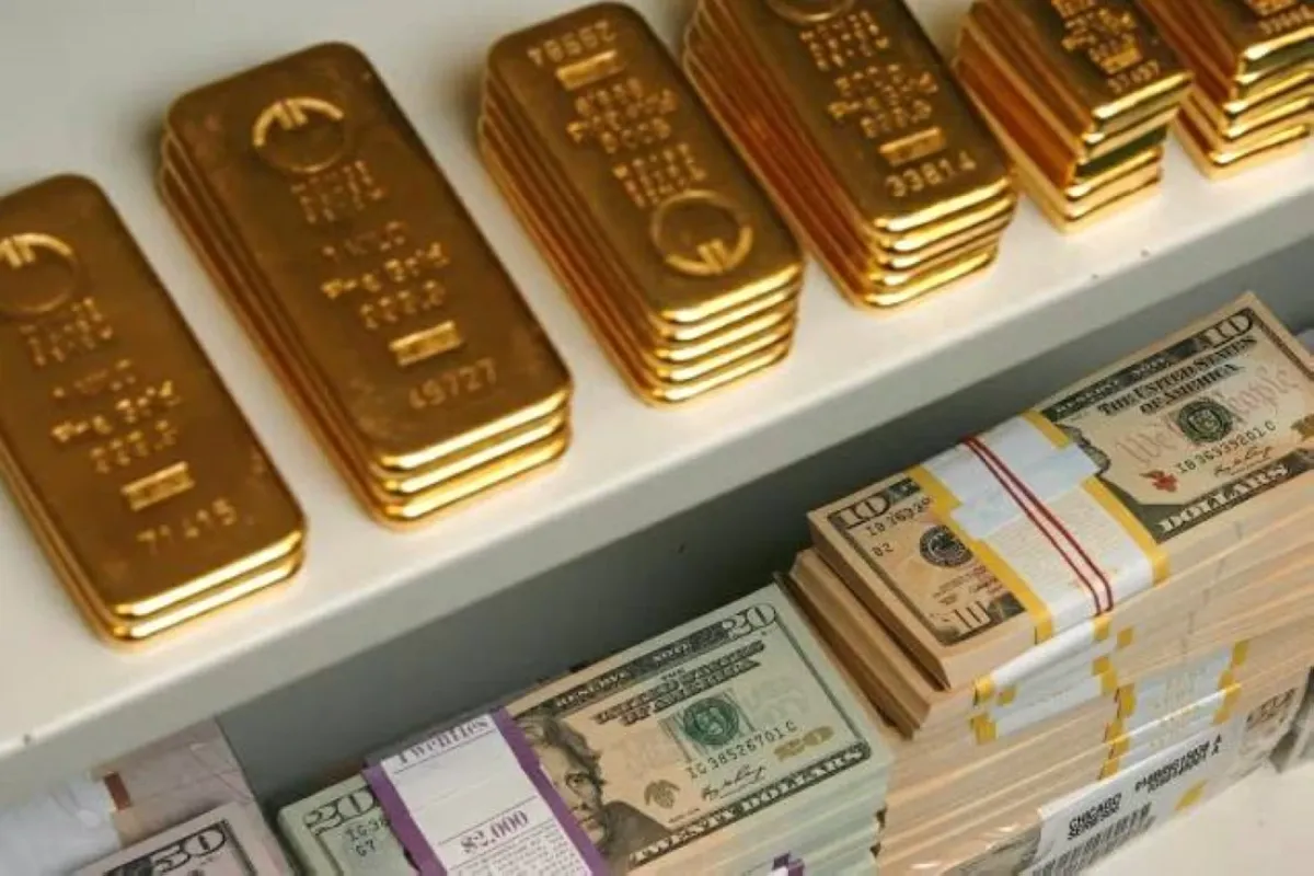 الذهب ينهي الأسبوع على مكاسب وسط تقلبات جيوسياسية.. توقعات متباينة للمستقبل