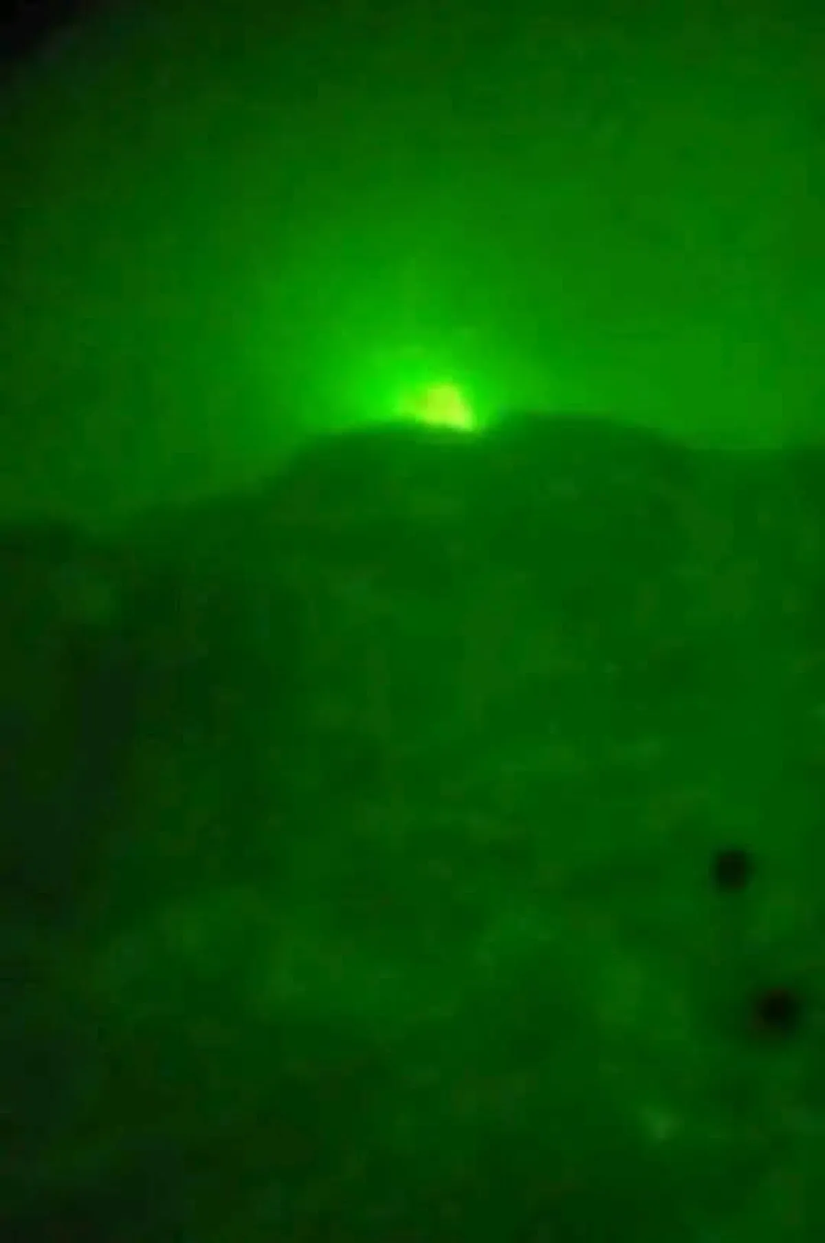 غارة جوية تستهدف منصات صواريخ حوثية في مكيراس