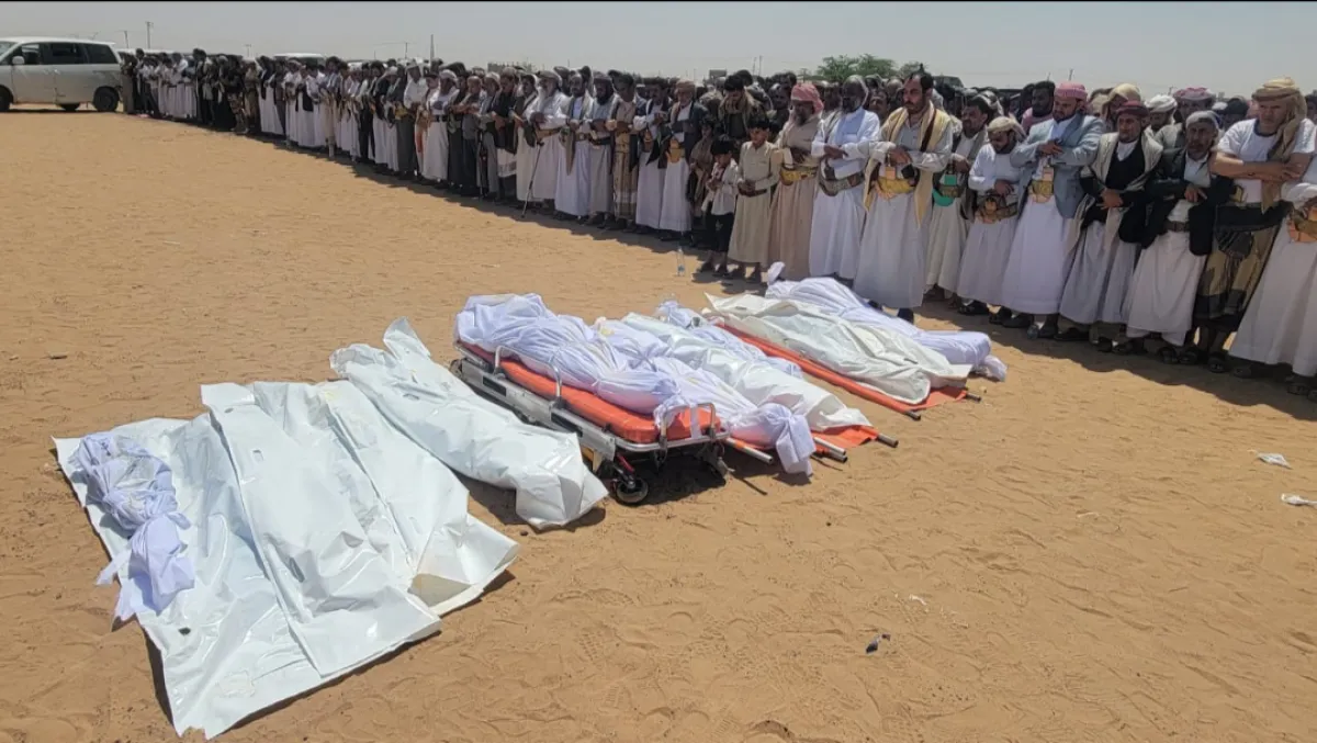 مأرب تشيّع 10 ضحايا لحريق مأساوي وتدعو لدعم الأيتام