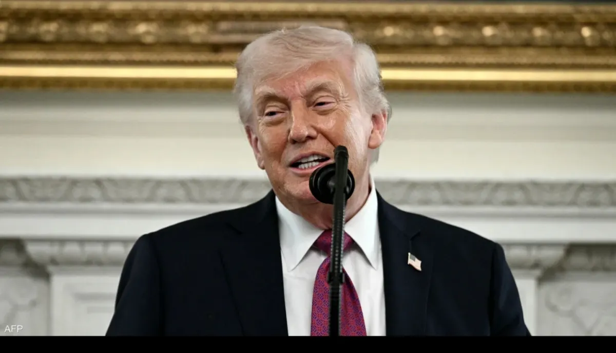 ترامب: إيران تنهار مالياً بسبب الحصار وتغلق مضيق هرمز