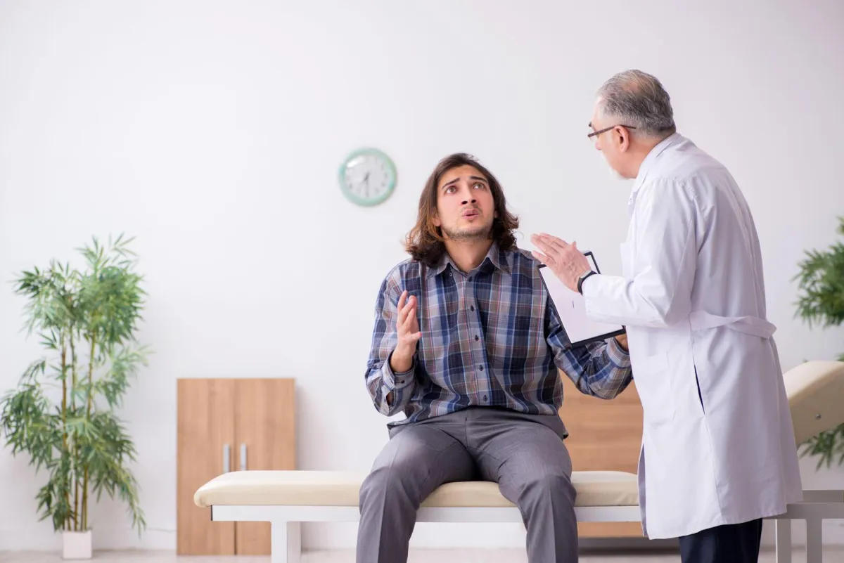 أسباب نفسية كامنة وراء خوف البالغين من العيادات الطبية