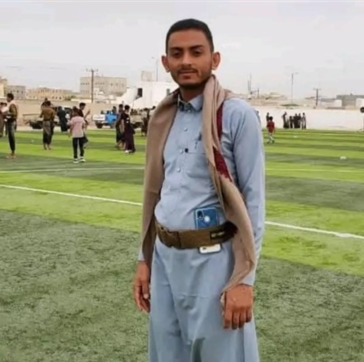 تصاعد الانتهاكات في اليمن: اتهامات لمليشيا الحوثي باعتقال تعسفي لطالب جامعي في ريمة