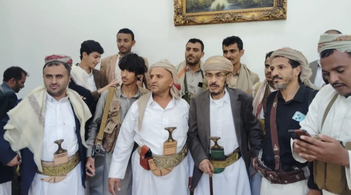 مليشيا الحوثي تفرج عن الشيخ الحزمي عقب ضغوط قبلية