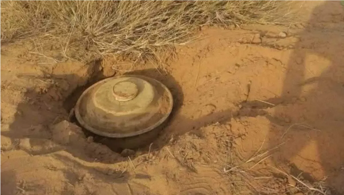 إصابة مدنيين بلغم حوثي في الحديدة