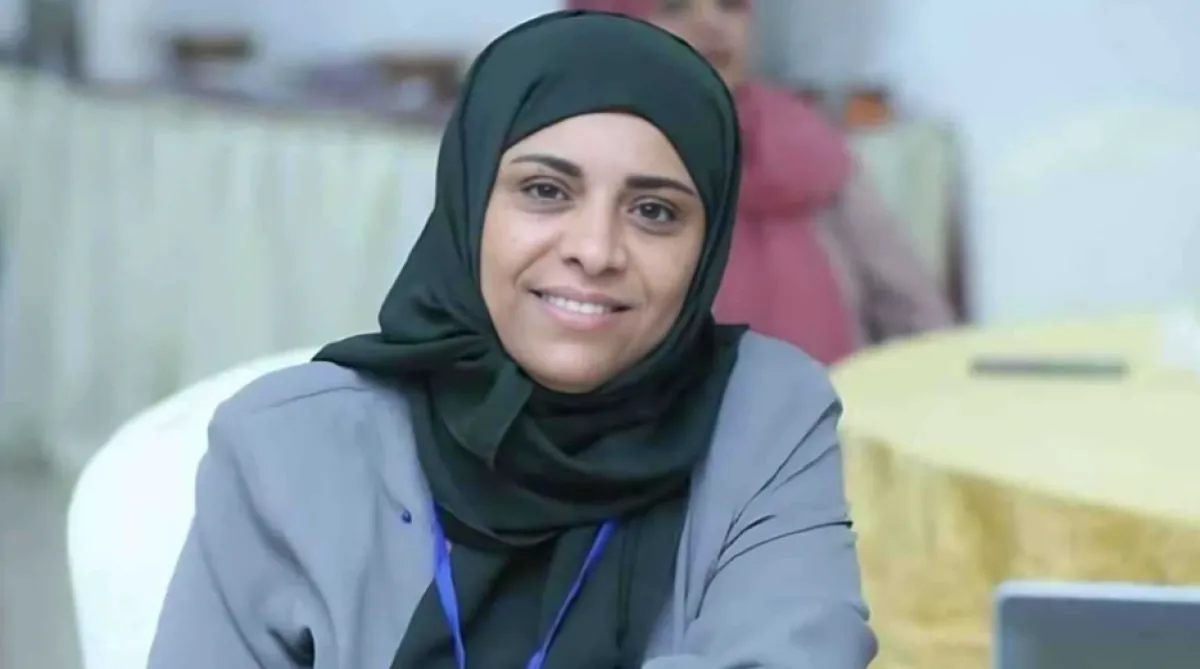 في أولى جلساتها.. جزائية تعز تأمر بضبط الفارين في قضية اغتيال افتهان المشهري