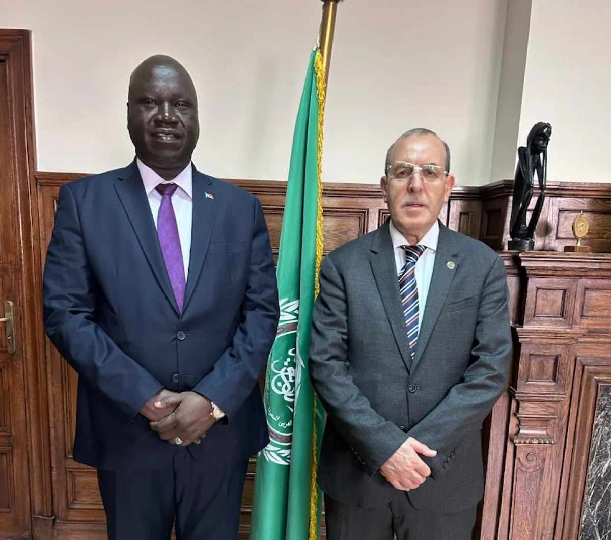 سفير جنوب السودان يشيد بدور الصندوق العربي في دعم إفريقيا ويطلب دعم مشروعات الكهرباء في جوبا