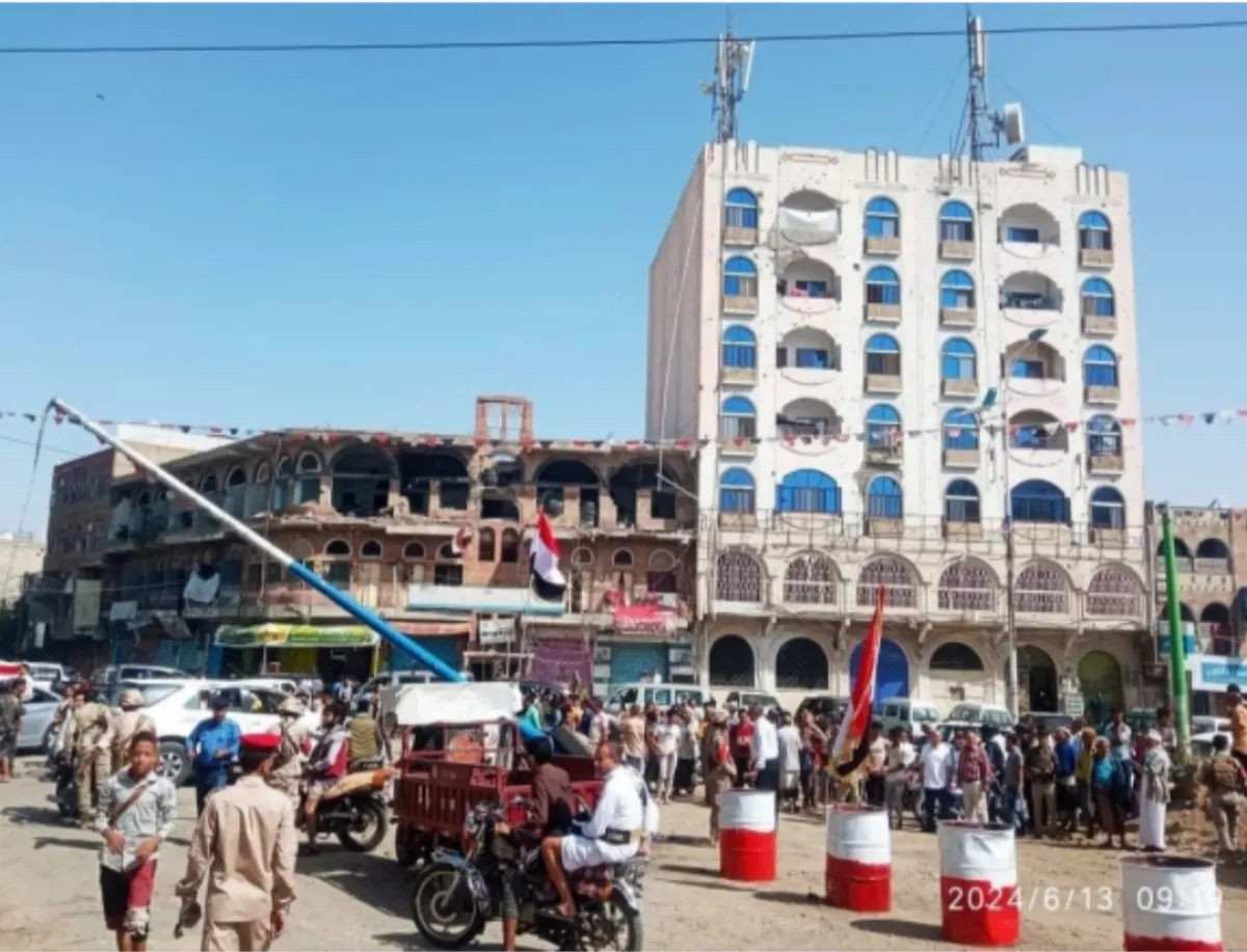 مدينة في حقيبة مشرف الحوبان .. "دكان" ضخم يُباع فيه مستقبل اليمن قطعةً قطعة (2/2)