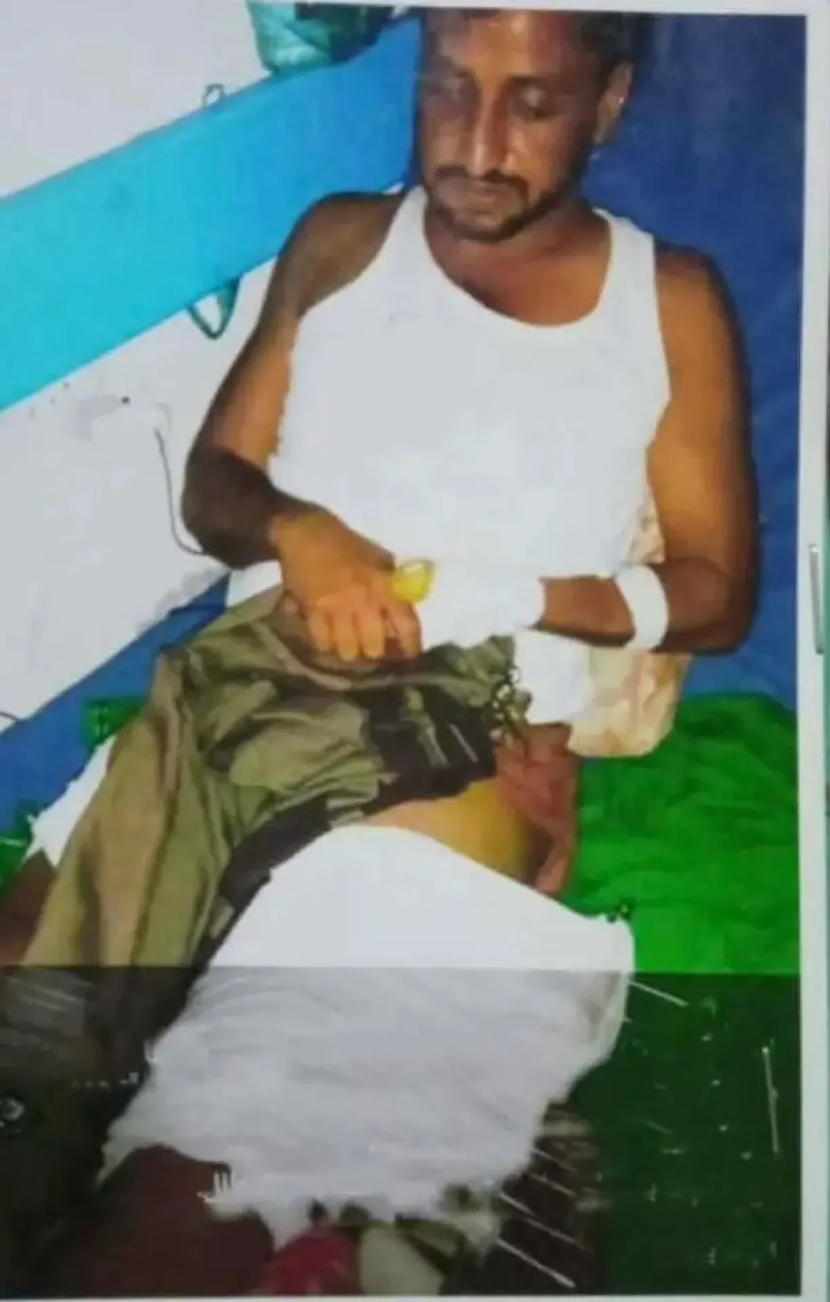 محور تعز يعبث بالكشوفات:   إسقاط أسماء مقاتلين لصالح مغتربين وموالين لحزب الإصلاح