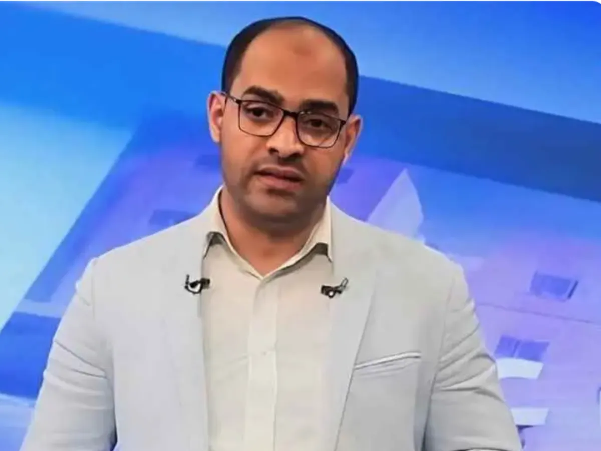 الاتحاد الدولي للصحفيين يطالب عصابة الحوثي بالإفراج عن الصحفي صلاح الروحاني