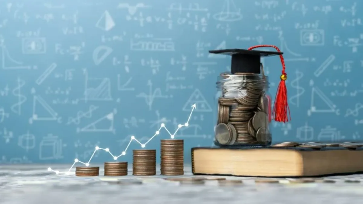 الخريجون البريطانيون يواجهون صعوبة في تحقيق دخل جيد بعد التخرج