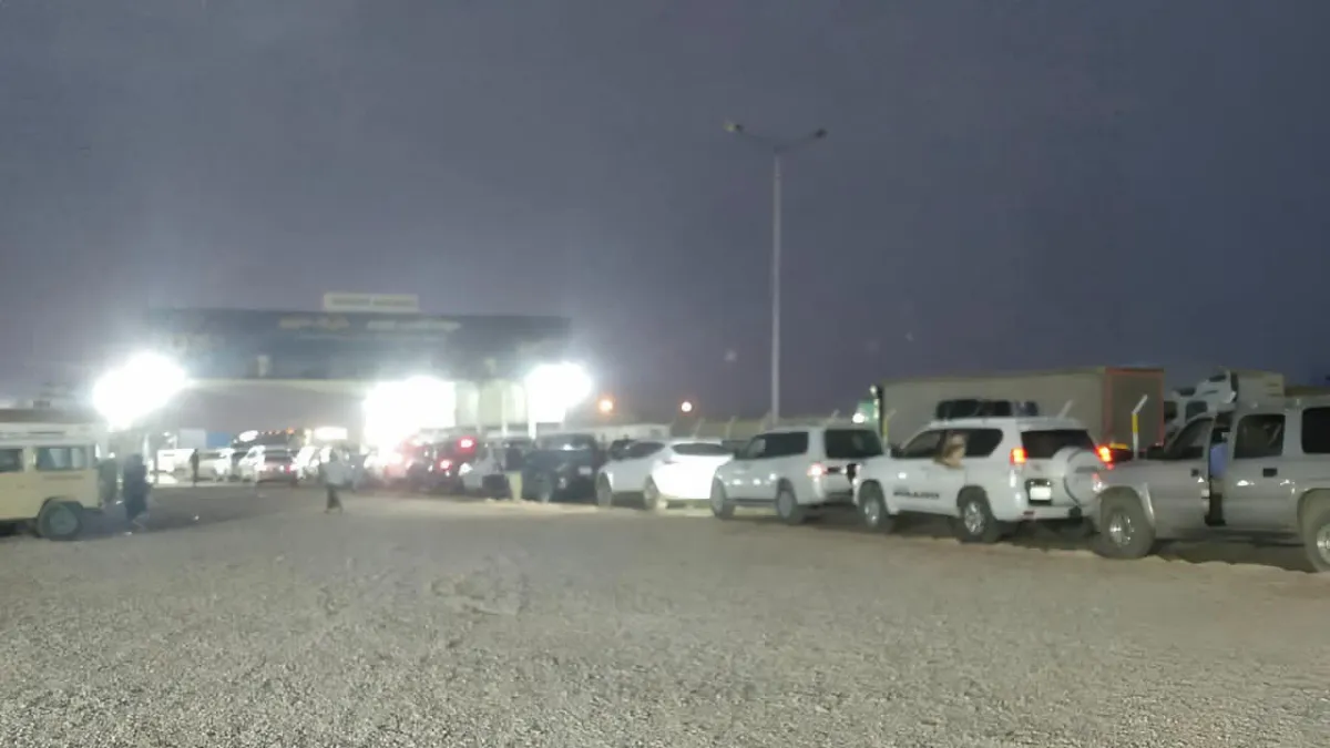لتخفيف الازدحام :  منفذ الوديعة يطلب من المسافرين الحصول على تصاريح عبور مسبقة