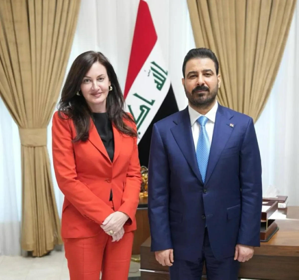 رئيس الوزراء العراقي: الشركات الأمريكية أولوية، وخطة لزيادة إنتاج النفط إلى 7 ملايين برميل يومياً