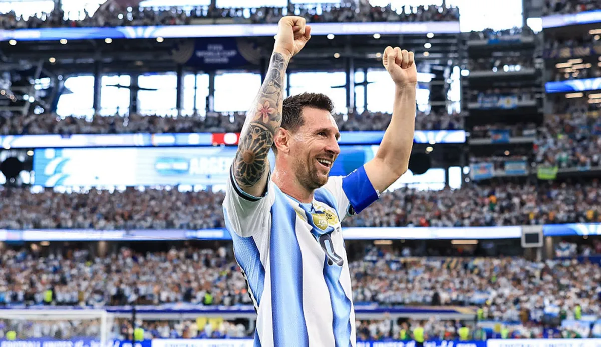 ميسي يتصدر قائمة المرشحين لجائزة أفضل لاعب في كأس العالم 2026