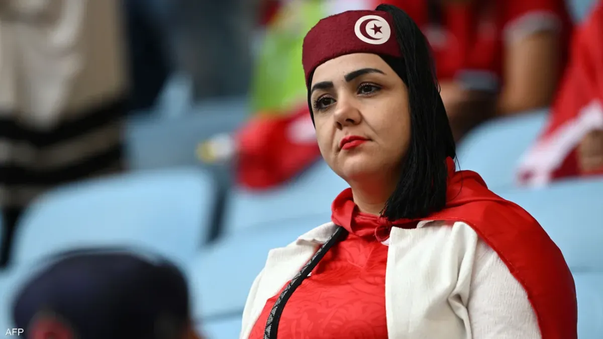 هولندا تتصدر مجموعتها في كأس العالم وتونس تودع البطولة
