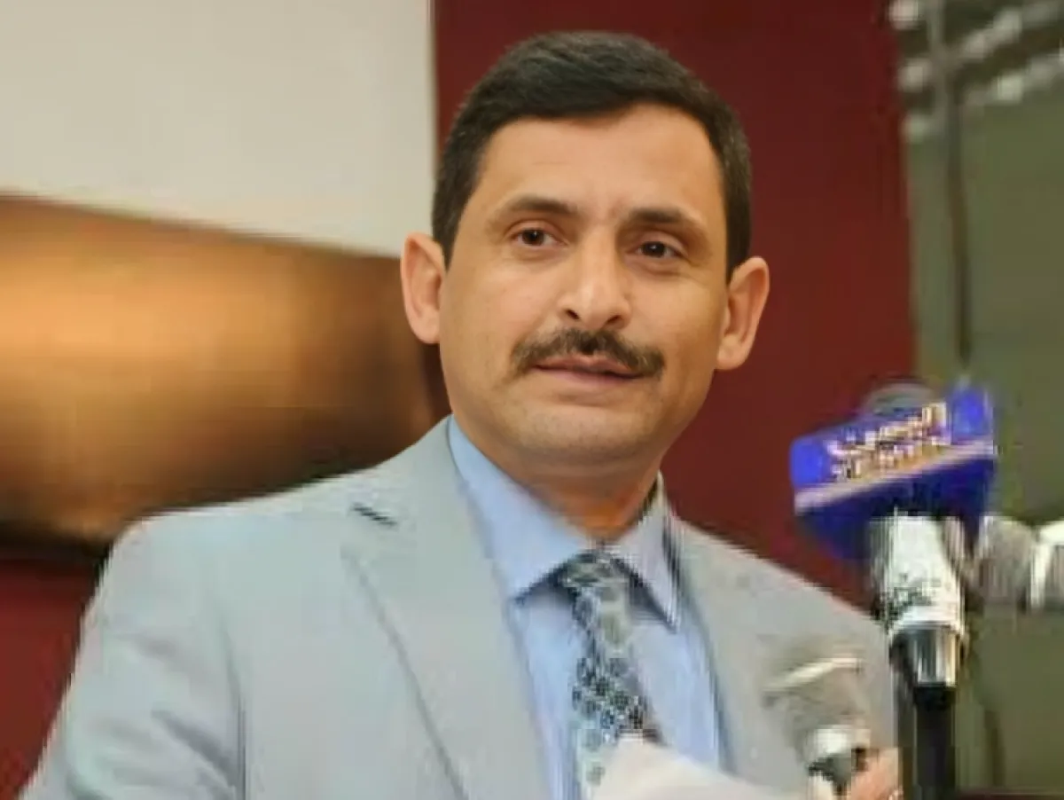 الحوثيون يطالبون بخارطة طريق سرية.. وبشر يفضح الغموض: كيف يُطلب من اليمنيين تأييد اتفاق لا يعرفون عنه شيئًا؟