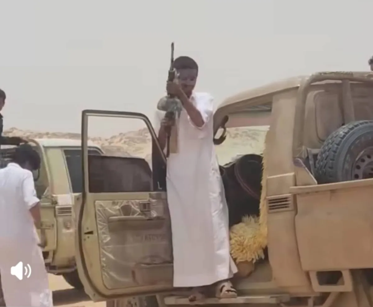 قبائل الجوف تسقط طائرة مسيّرة حوثية فوق مطارح الكرامة في الريان