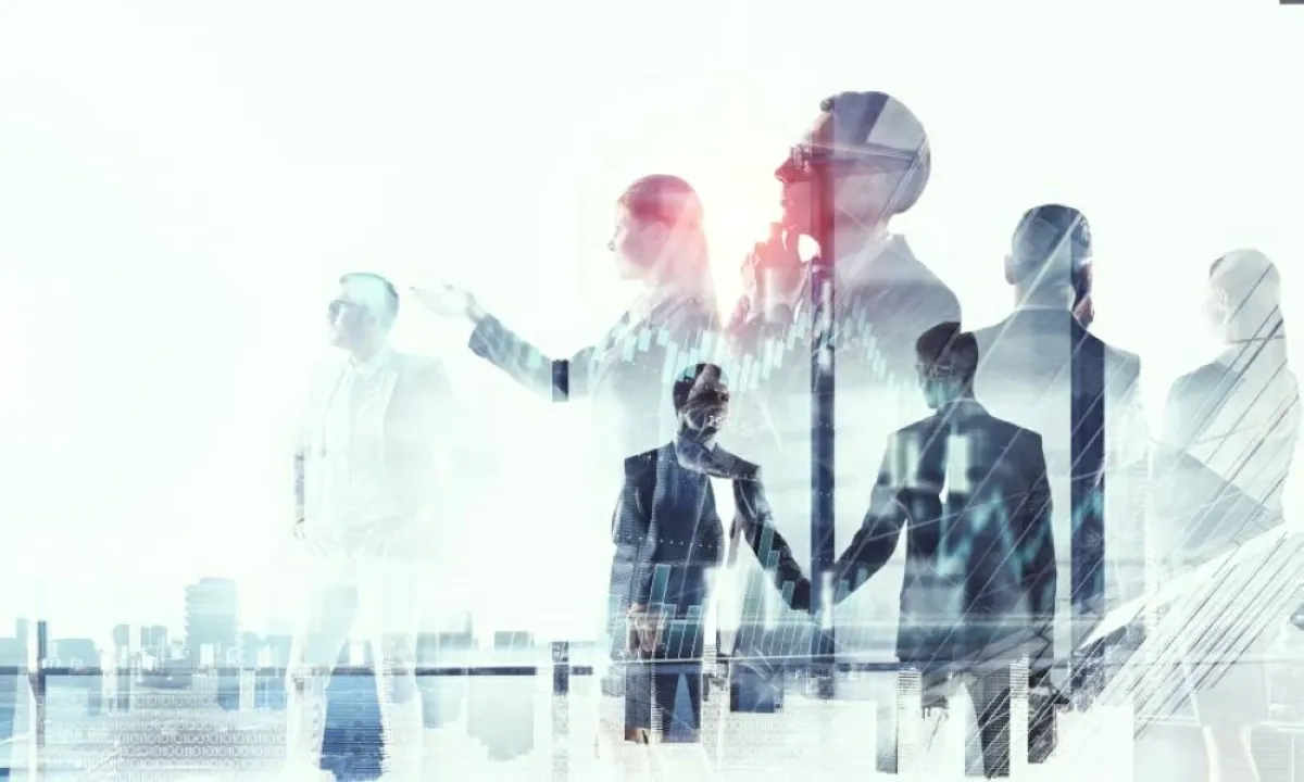 الرؤساء التنفيذيون في الخليج: تحديات النمو والتحول والمرونة في بيئة متقلبة