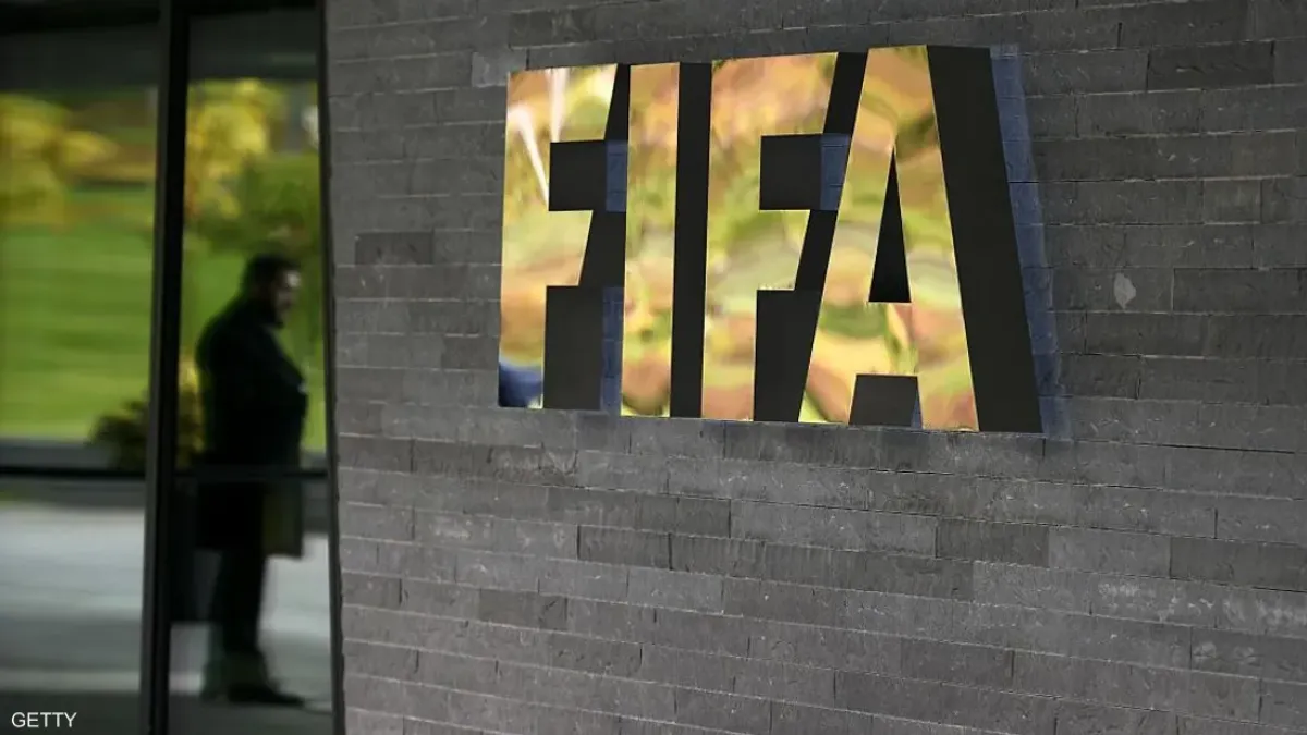استقالة مستشار إنفانتينو احتجاجاً على بيع حصة من كأس العالم