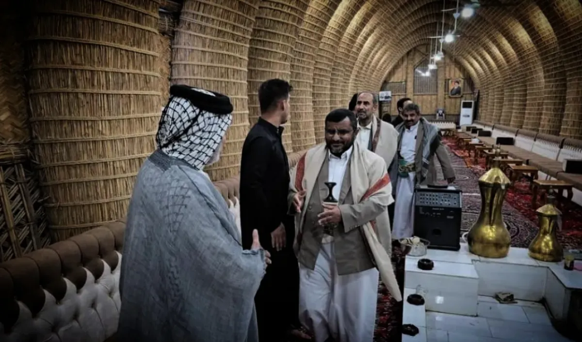 الصحفي العراقي عمر المختار ينشر قائمة بأسماء قيادات حوثية في العراق
