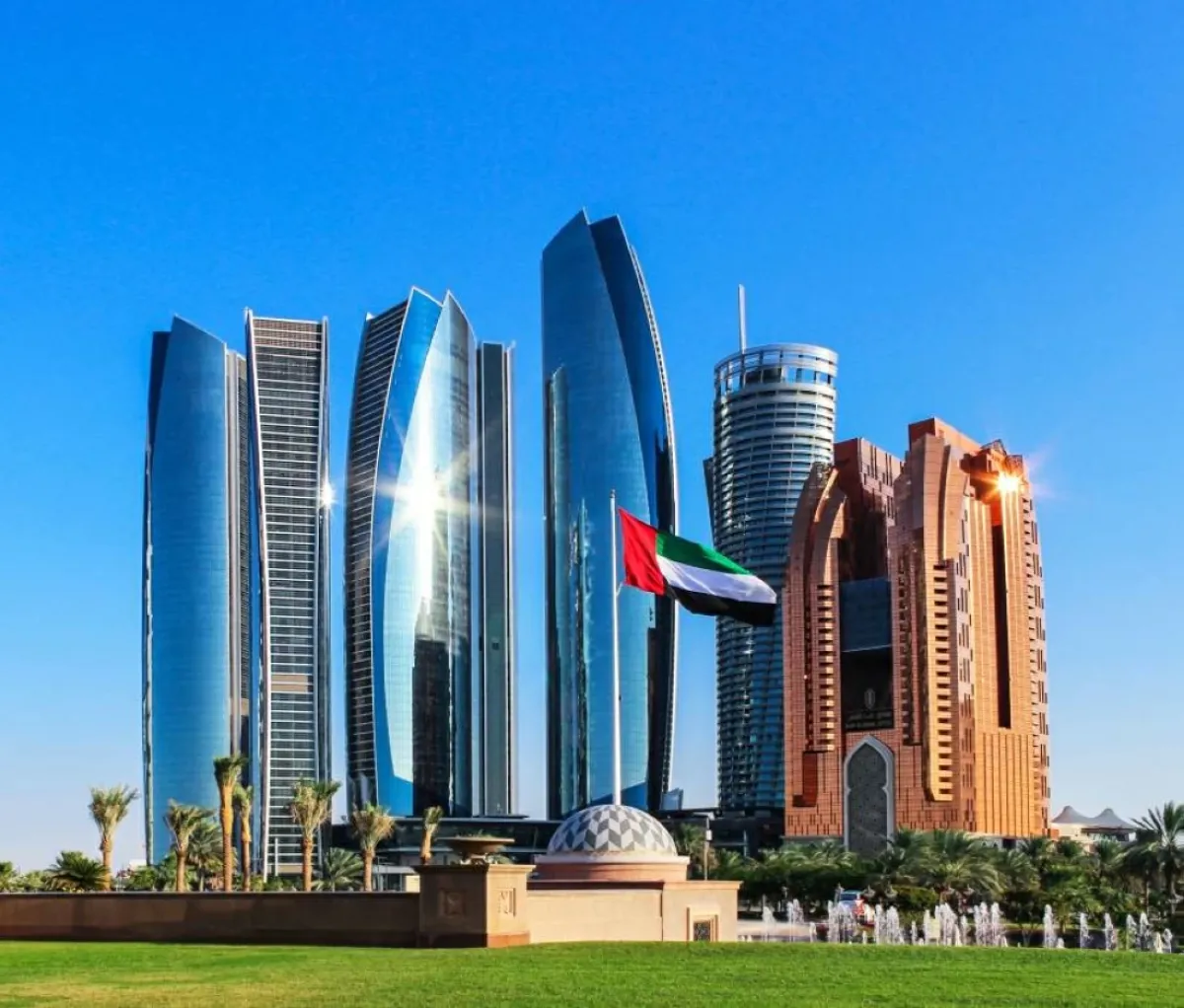 الإمارات والسعودية تهيمنان على سوق السندات المستدامة في الشرق الأوسط