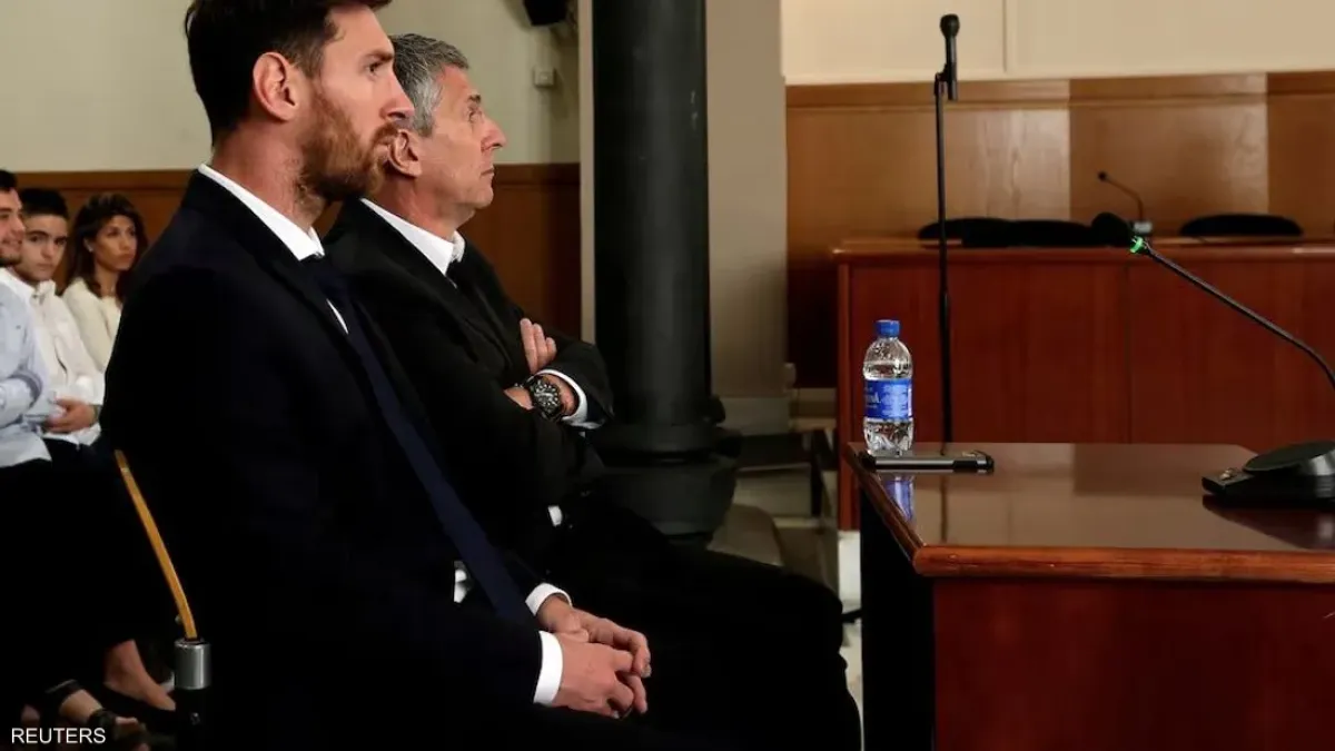 ميسي يودع والده عراب مسيرته في الأرجنتين
