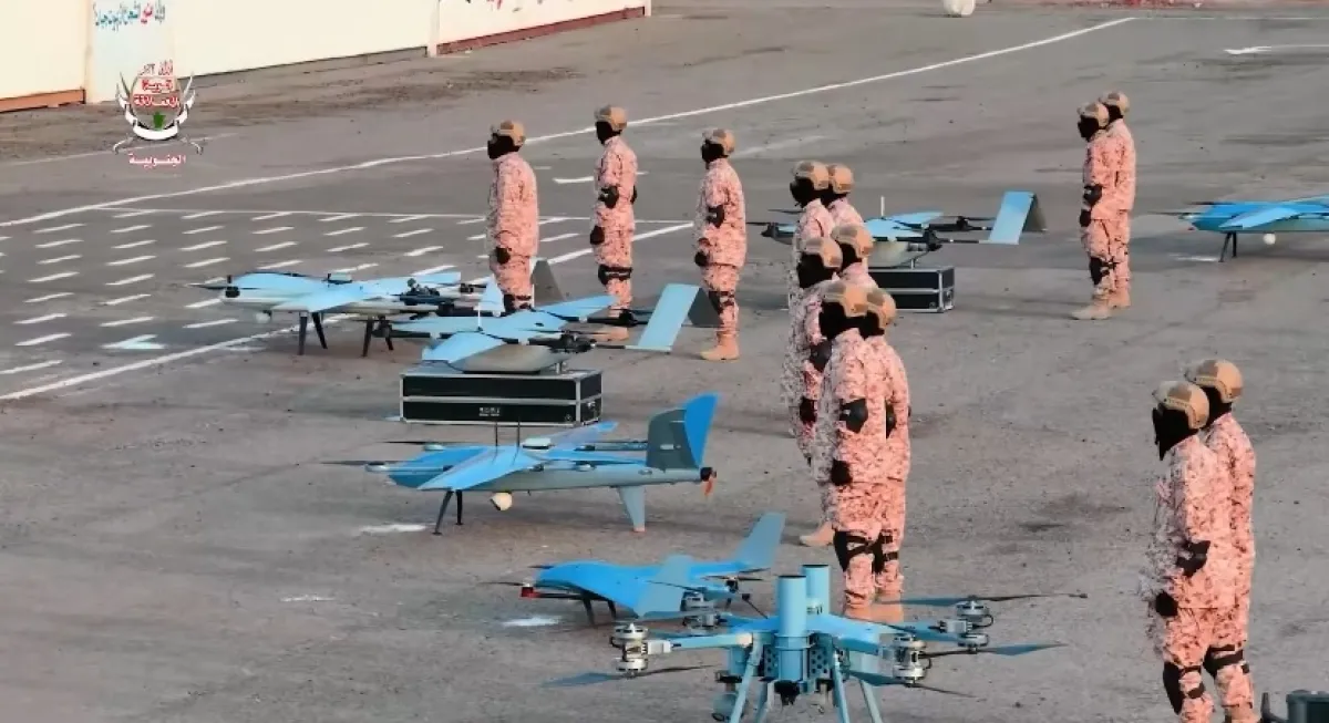 "صقور العمالقة" تنفذ مناورة نارية متقدمة لرفع الجاهزية القتالية