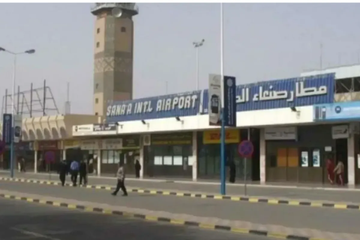 3 طائرات شحن تصل مطار صنعاء وسط غموض بشأن حمولاتها